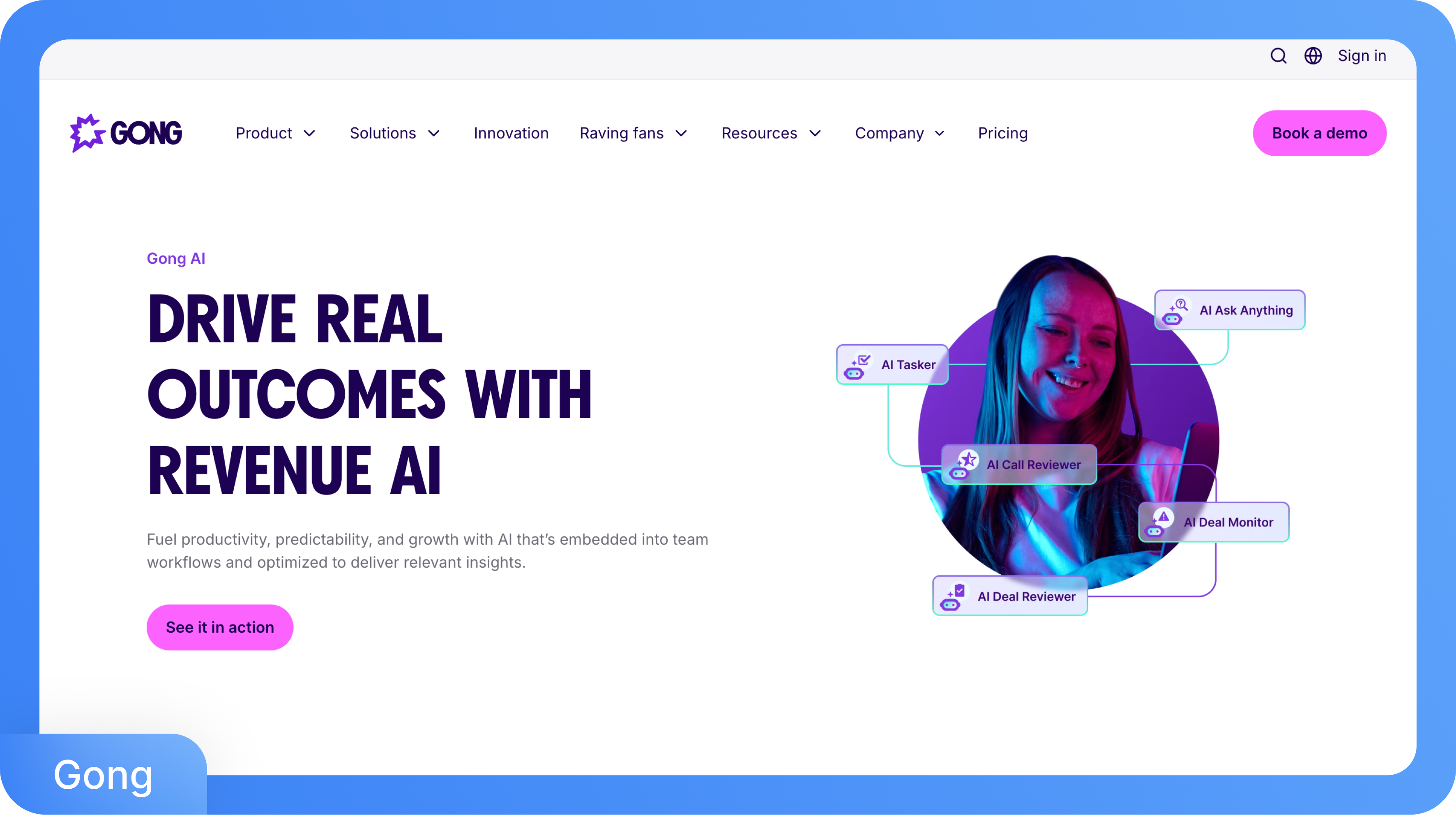 Σελίδα υποδοχής του Gong AI με το κείμενο «Επιτύχετε Πραγματικά Αποτελέσματα με το Revenue AI» και μια γυναίκα πλαισιωμένη από εργαλεία τεχνητής νοημοσύνης