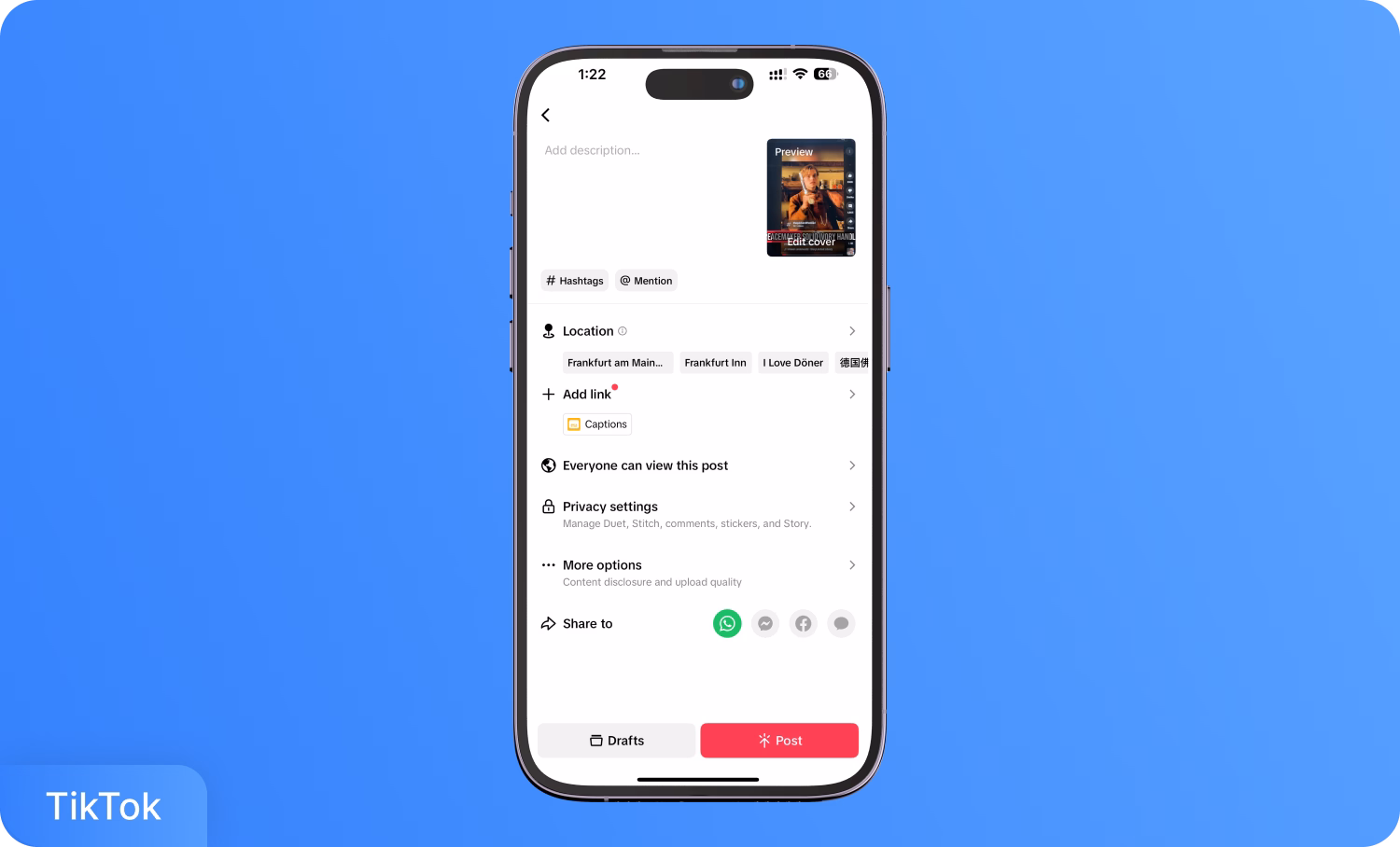 หน้าจอการสร้างโพสต์ในแอป TikTok บนสมาร์ทโฟนพร้อมตัวเลือกสำหรับการระบุตำแหน่งและการตั้งค่าความเป็นส่วนตัว