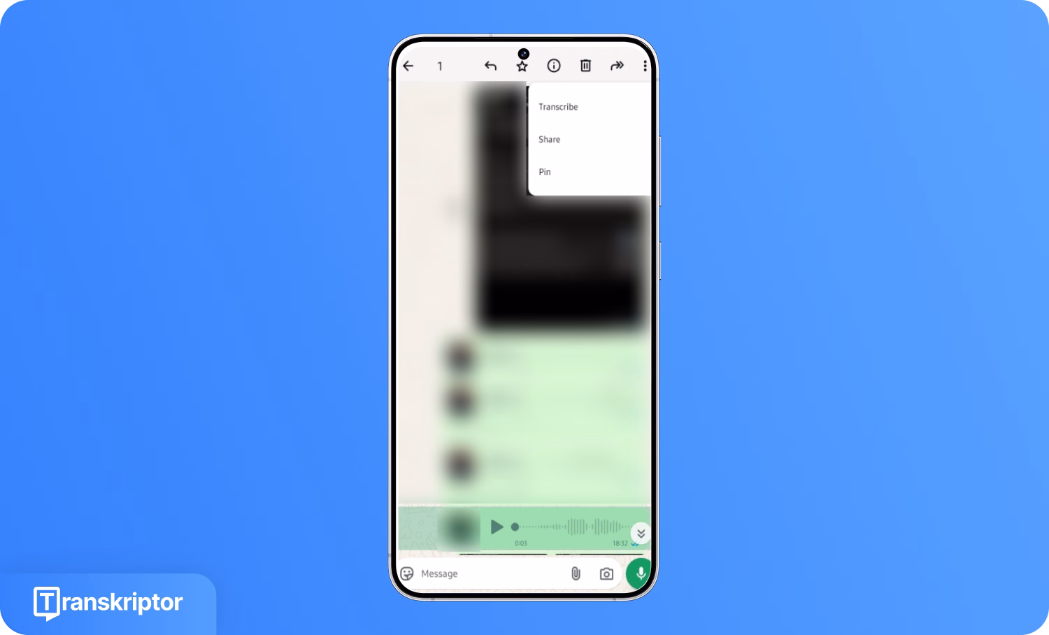 Смартфон, що відображає додаток Transkriptor для транскрипції повідомлень WhatsApp.