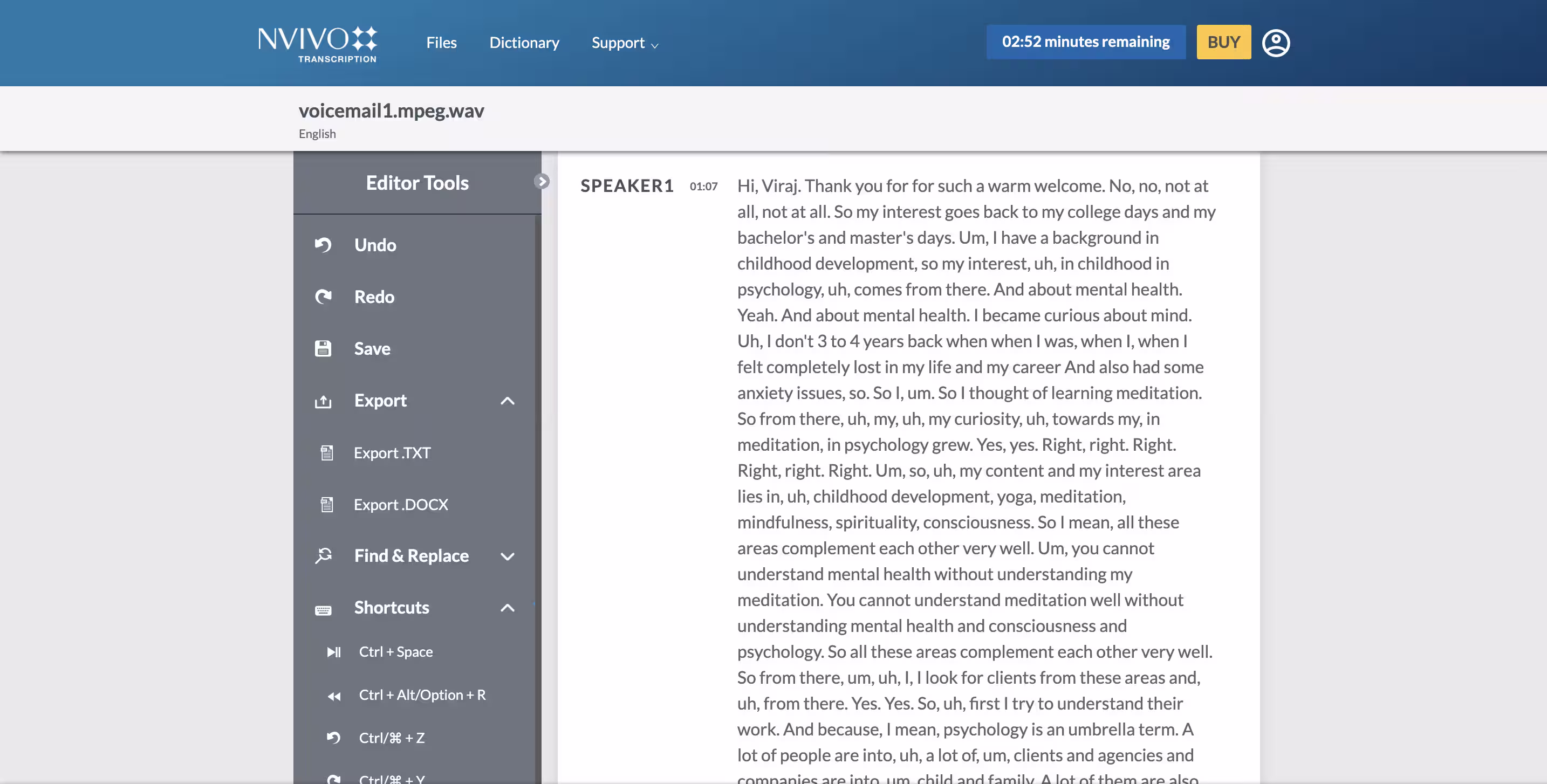 Okno edytora NVivo Transcription pokazujące narzędzia do edycji transkrypcji i opcje eksportu